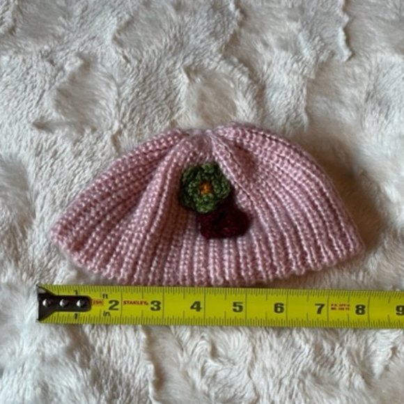 Hand knit Pink Baby hat with Crochet Flowers New - Picture 3 of 9